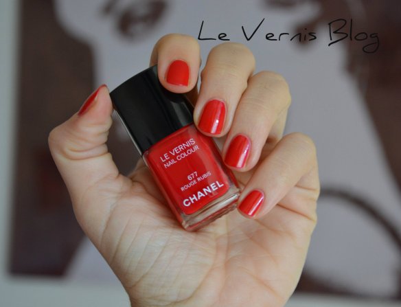 Chanel Phenix 687 Le Vernis for Holiday 2014  Chanel nail polish, Chanel  nails, Nail polish
