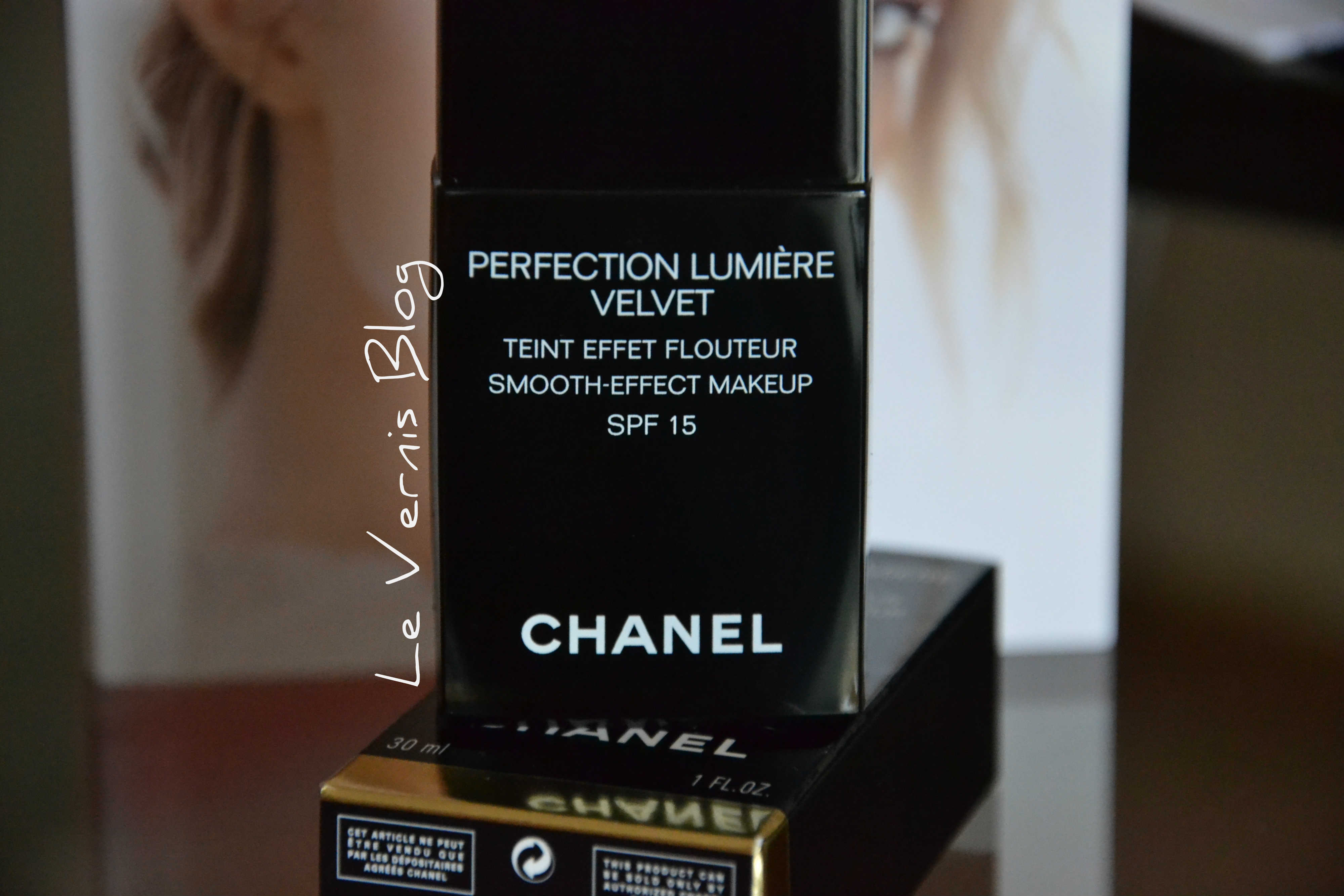 CHANEL, Makeup, Chanel Set Of 3 Samples Perfection Lumire Velvet  Foundation Spf 5 2 Beige